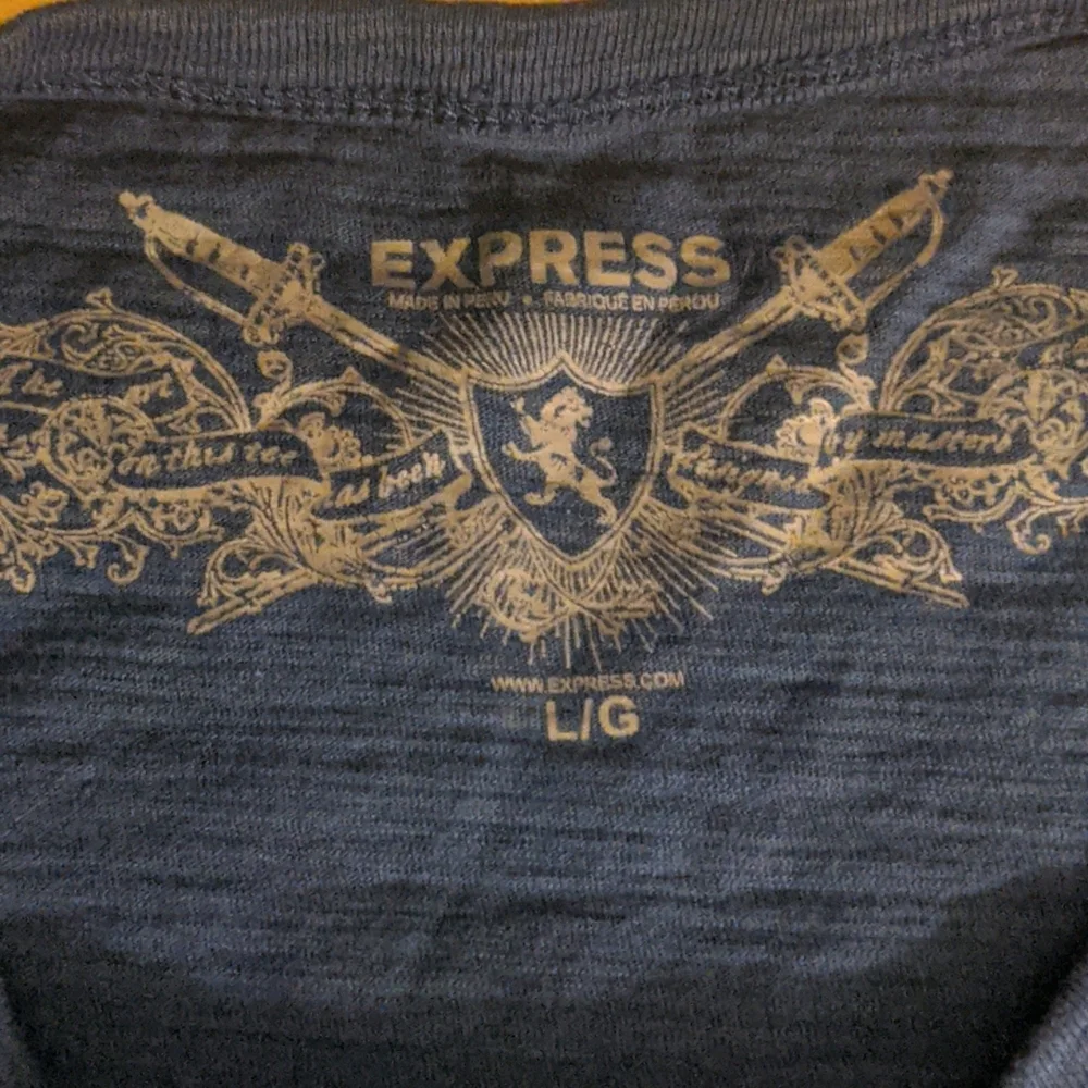 Express Performance Rugby crew neck tee - Picture 3 of 5